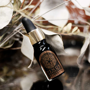 Mets&auml;inen ja pihkainen havutuoksu