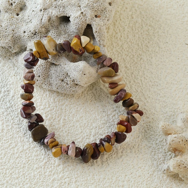 Mokaiitti-jaspis &ndash; Sirukivirannekoru