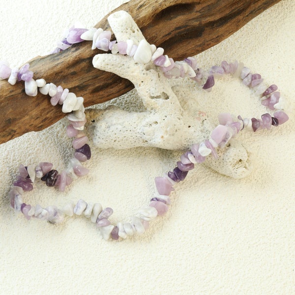 Violetti sirukivikaulakoru