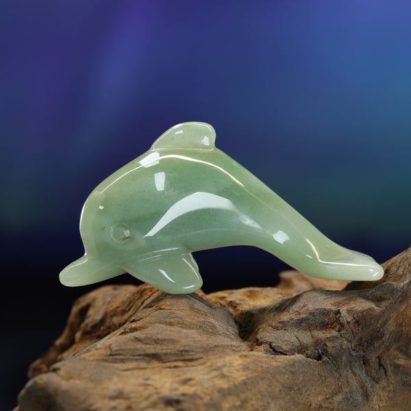 Vihre&auml; aventuriini delfiini, 7,5 cm &ndash; luonnonkivest&auml; veistetty koriste-esine