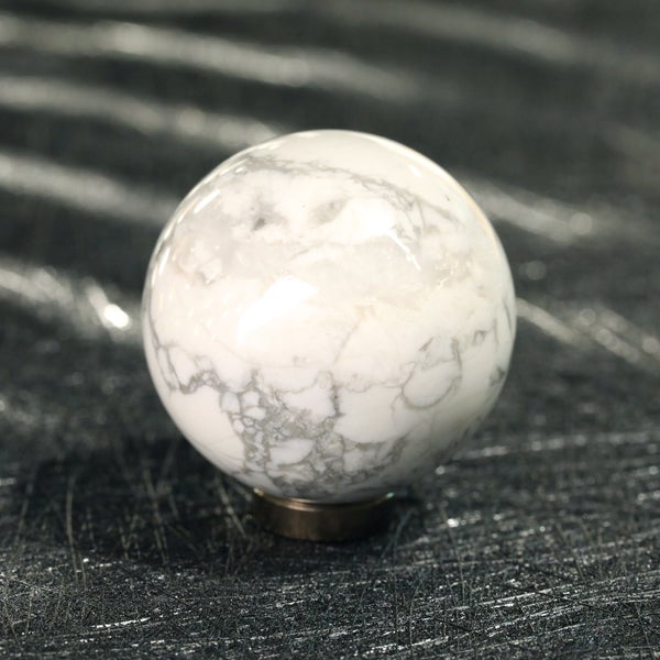 Howliitti-pallo 3 cm