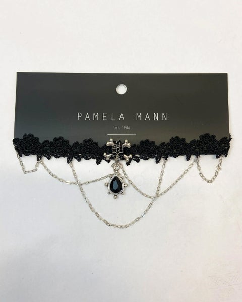 Pitsinen p&auml;&auml;kallo Choker